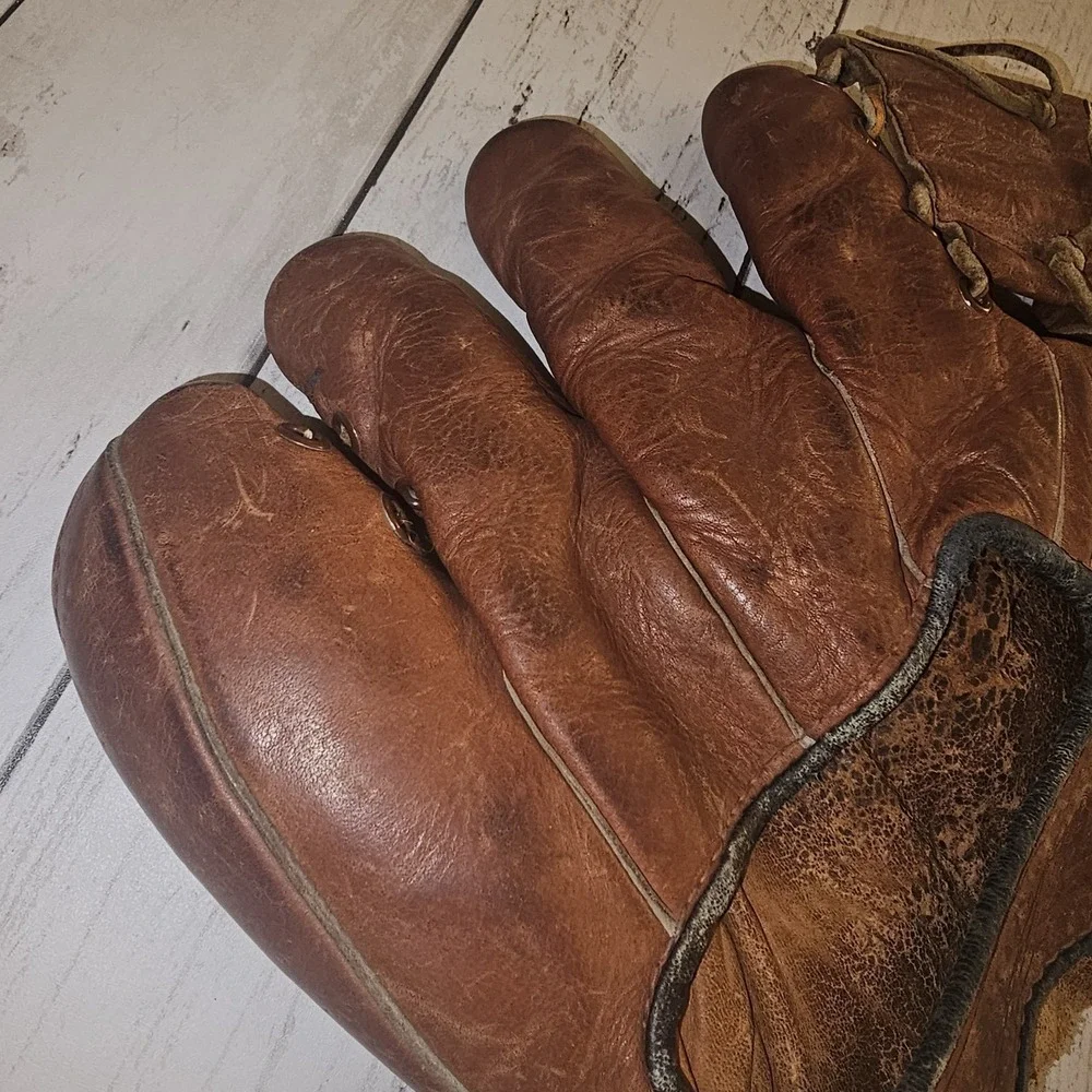 Vintage Sonnett Leather Baseball Glove Mitt Barney McCosky Model Button Strap OK
